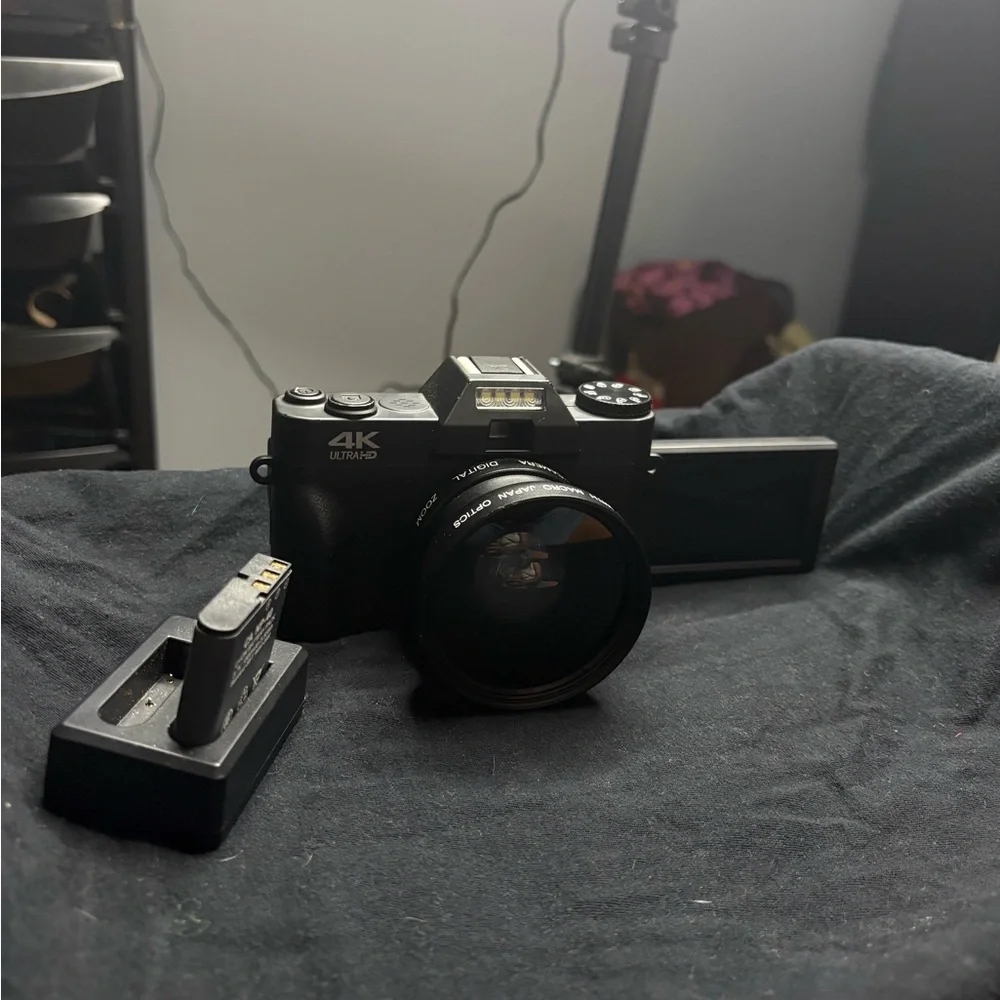 4K Ultra HD Black Camera